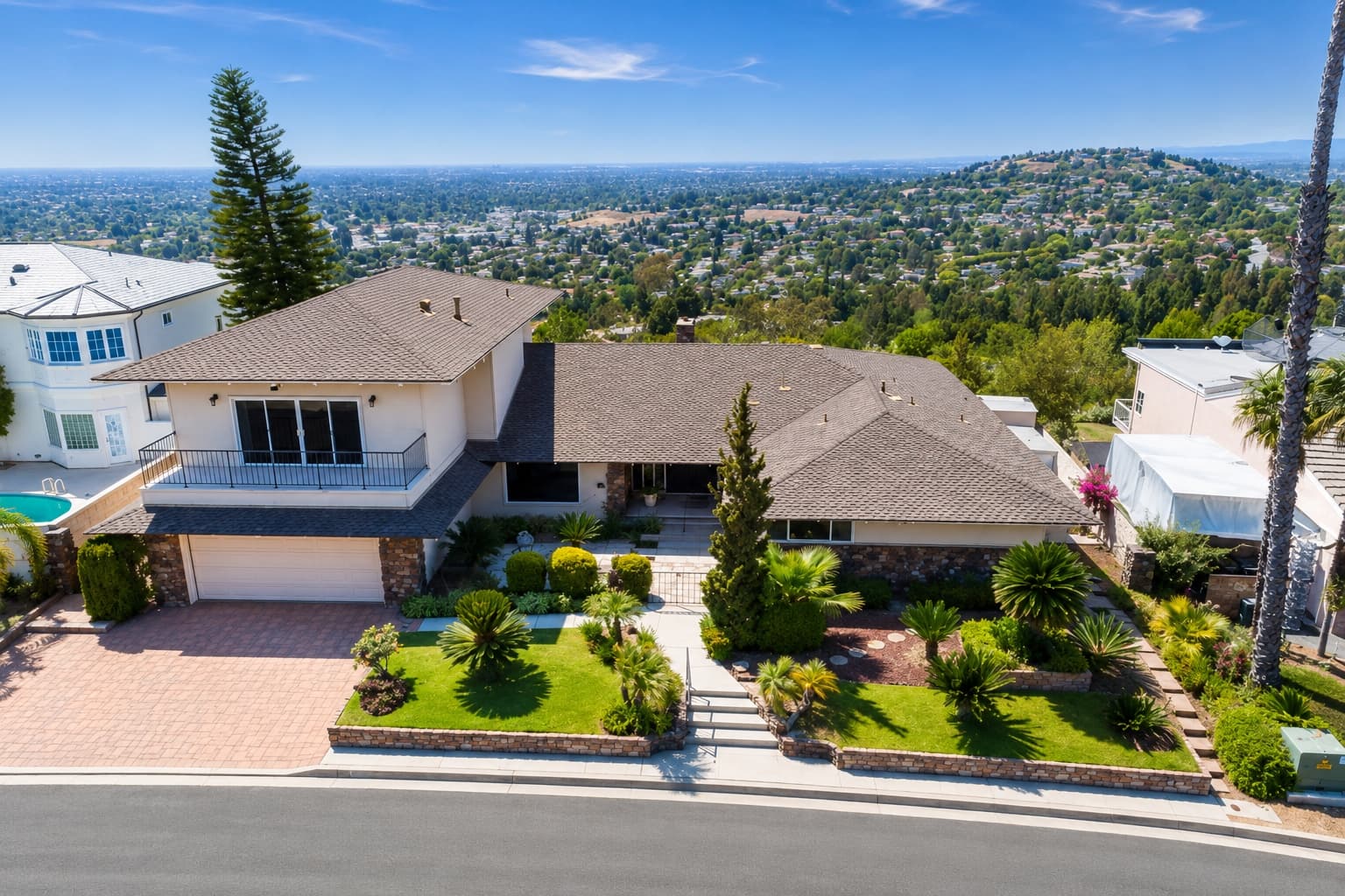 11101 Hunting Horn Dr, Santa Ana — Sold